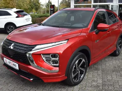 Usata Mitsubishi Eclipse Cross Select 188 CV (138 kW) 2024 Rosso SUV