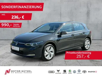 Gebraucht VW Golf VIII Style 150 PS (110 kW) 2024 Grau Limousine