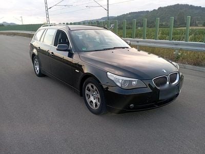 BMW 523