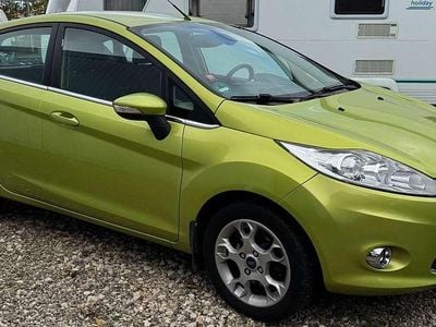 Usata Ford Fiesta Titanium 97 CV (71 kW) 2009 Verde Utilitaria