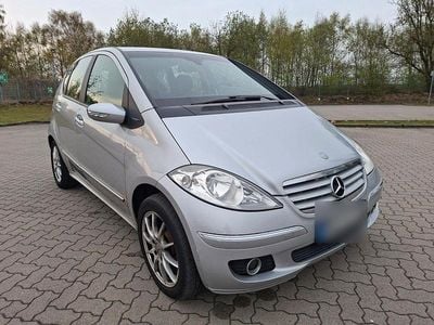 Usata Mercedes A160 Elegance 82 CV (60 kW) 2005 Argento Utilitaria