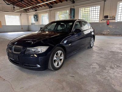 BMW 325