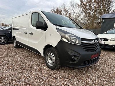 Weiß Gebraucht 2016 Opel Vivaro Van / Kleinbus | 10.990 € (Etwas zu teuer)