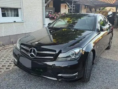 Gebraucht Mercedes C220 170 PS (125 kW) 2014 Schwarz Coupé
