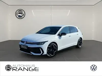 Neu VW Golf VIII R-line 150 PS (110 kW) 2026 Weiß Limousine