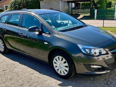 Usata Opel Astra Selection 116 CV (85 kW) 2015 Grigio Station wagon