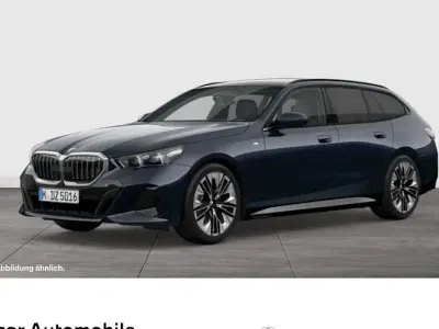 Gebraucht BMW 520 Comfort Edition 208 PS (152 kW) 2025 Schwarz Kombi