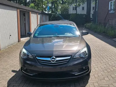 Gebraucht Opel Cascada Edition 170 PS (125 kW) 2016 Grau Cabrio
