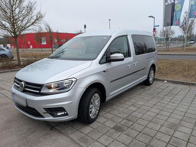 Gebraucht VW Caddy Maxi Trendline 125 PS (91 kW) 2017 Grau Van / Kleinbus