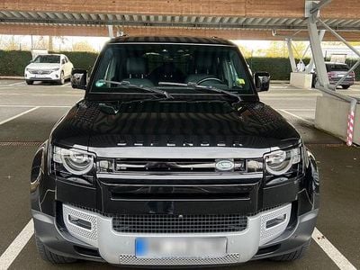 Begagnad Land Rover Defender 249 HK (183 kW) 2022 Svart SUV