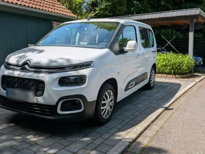 Gebraucht Citroën Berlingo Feel 102 PS (75 kW) 2020 Weiß Van / Kleinbus