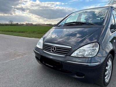 Usata Mercedes A170 Elegance 95 CV (69 kW) 2002 Grigio Utilitaria