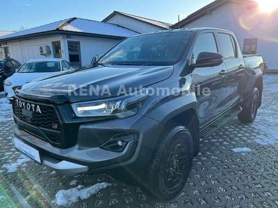Grau Neu 2026 Toyota HiLux Sport Abholung | 70.990 € (Etwas zu teuer)