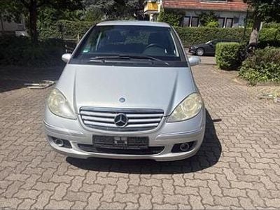 Mercedes A200