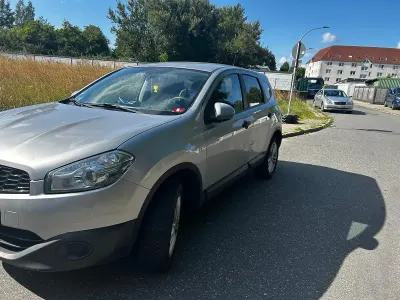 Gebraucht Nissan Qashqai +2 154 PS (113 kW) 2011 Silber SUV