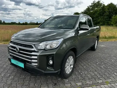 Gebraucht SsangYong Musso Quartz 203 PS (149 kW) 2023 Grün Pickup
