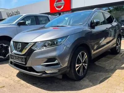 Gebraucht Nissan Qashqai Zama 158 PS (116 kW) 2021 Grau SUV