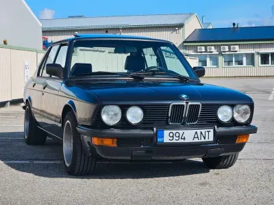 Gebraucht BMW M3 Sport Line 343 PS (252 kW) 1987 Schwarz Coupé