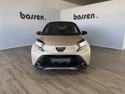 Usata Toyota Aygo X X-plore 72 CV (52 kW) 2022 Beige SUV