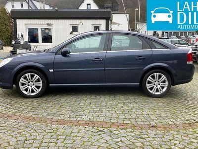 Grau Gebraucht 2005 Opel Vectra Edition Limousine | 5.350 €