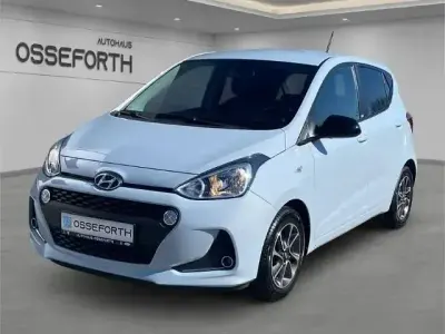 Usata Hyundai i10 YES! 67 CV (49 kW) 2019 Argento Utilitaria