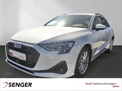 Gebraucht Audi A3 Ambiente 116 PS (85 kW) 2025 Gletscherweiß metallic Limousine