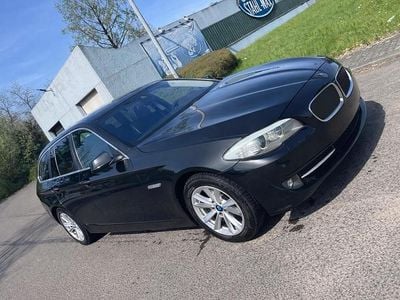 Gebraucht BMW 520 184 PS (135 kW) 2012 Schwarz Kombi