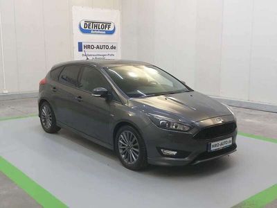 gebraucht Ford Focus 1.5 EcoBoost ST-Line +NAVI+SITZHZ+PDC+