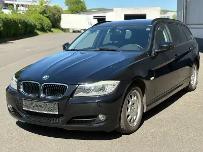 Gebraucht BMW 318 Comfort Edition 143 PS (105 kW) 2010 Schwarz Kombi