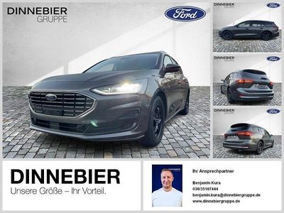Neu Ford Focus Titanium 155 PS (114 kW) 2025 Grau (metallic) Kombi