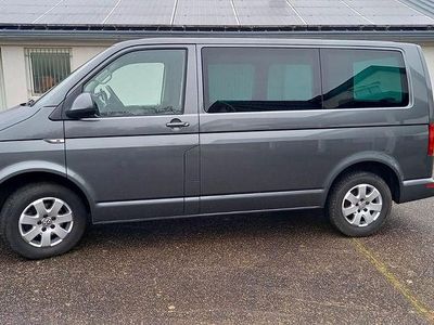Grau Gebraucht 2016 VW Multivan Comfortline Van | 36.200 € (Etwas zu teuer)