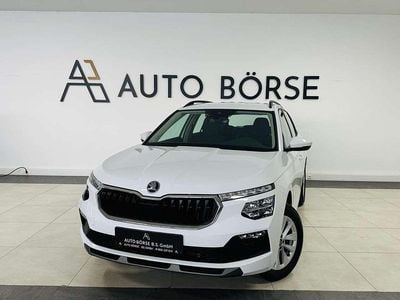 Weiß Gebraucht 2025 Skoda Kamiq Selection SUV | 16.890 € (Superpreis)