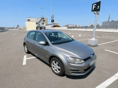 Gebraucht VW Golf VII 122 PS (89 kW) 2013 Grau Limousine
