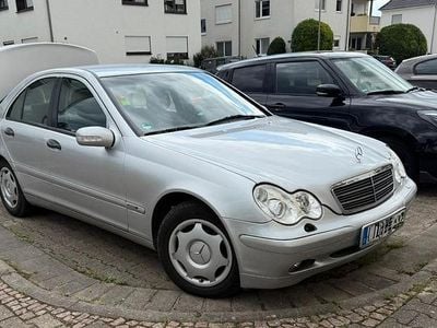 Mercedes C180