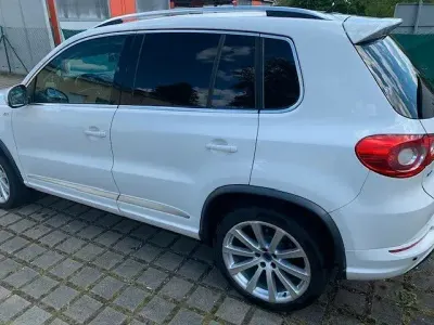 Gebraucht VW Tiguan R-line 150 PS (110 kW) 2010 Weiß SUV