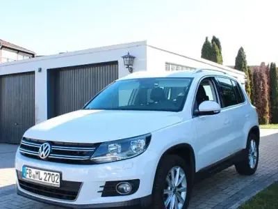 Gebraucht VW Tiguan Sportline 122 PS (89 kW) 2011 Weiß SUV