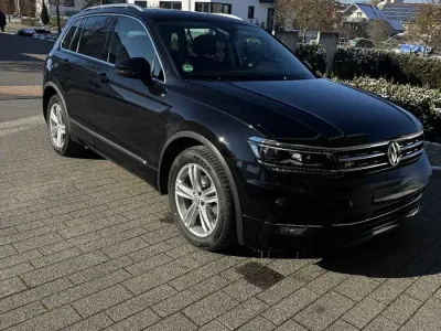Gebraucht VW Tiguan 125 PS (91 kW) 2018 Schwarz SUV