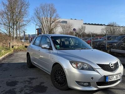 Silber Gebraucht 2006 Mazda 3 Active Limousine | 2.499 € (Fairer Preis)