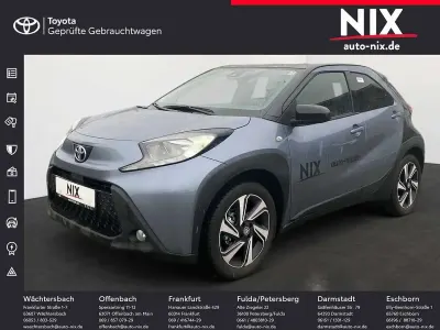Gebraucht Toyota Aygo X 72 PS (52 kW) 2025 Celestite grey / black mica SUV