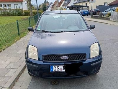 Second-hand Ford Fusion 80 CP (58 kW) 2004 Albastru Hatchback