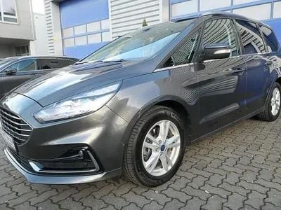 Begagnad Ford Galaxy Titanium 190 HK (139 kW) 2021 Grå Minibuss