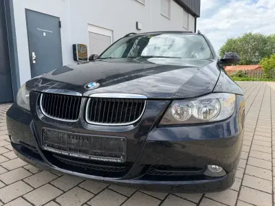 Gebraucht BMW 320 163 PS (119 kW) 2007 Schwarz Limousine
