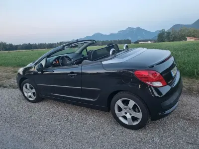 Gebraucht Peugeot 207 CC Filou 120 PS (88 kW) 2010 Schwarz Cabrio