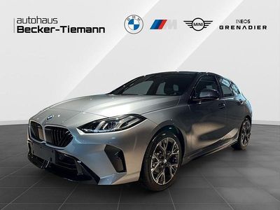 Grau Neu 2025 BMW 120 Exclusive Kleinwagen | 35.702 € (Guter Preis)