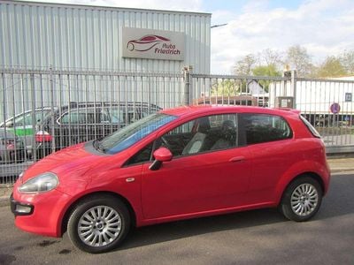 Usata Fiat Punto 69 CV (50 kW) 2011 Rosso Utilitaria