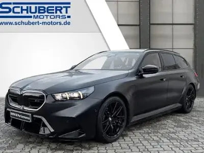 Używany BMW M5 Comfort Edition 727 KM (534 kW) 2025 Czarny Kombi