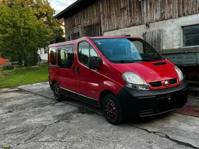 Gebraucht Renault Trafic 82 PS (60 kW) 2001 Rot Van / Kleinbus