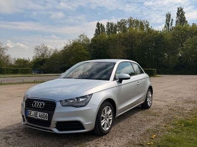 Second-hand Audi A1 Sport 122 CP (89 kW) 2011 Argintiu Hatchback