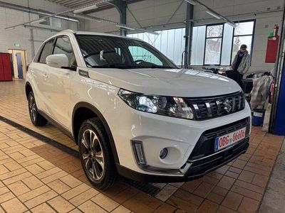 Weiß Gebraucht 2020 Suzuki Vitara Comfort+ SUV | 18.990 € (Fairer Preis)