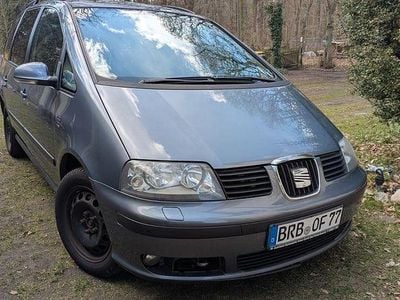 Gebraucht Seat Alhambra Vigo 140 PS (102 kW) 2009 Grau Van / Kleinbus